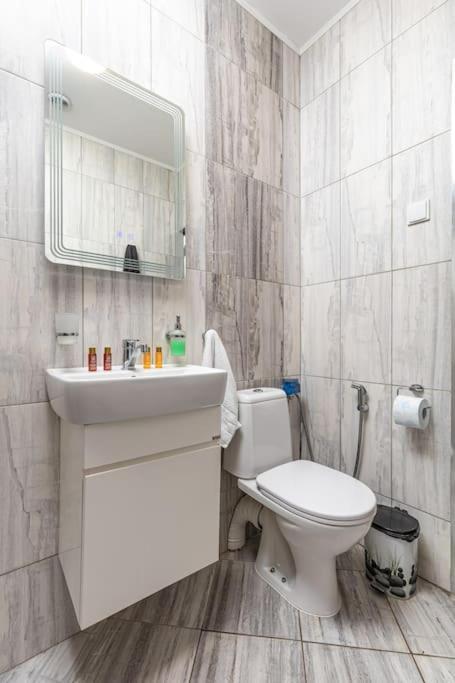 شقة 'Little Little' House In The Town Center & Parking بلوفديف المظهر الخارجي الصورة