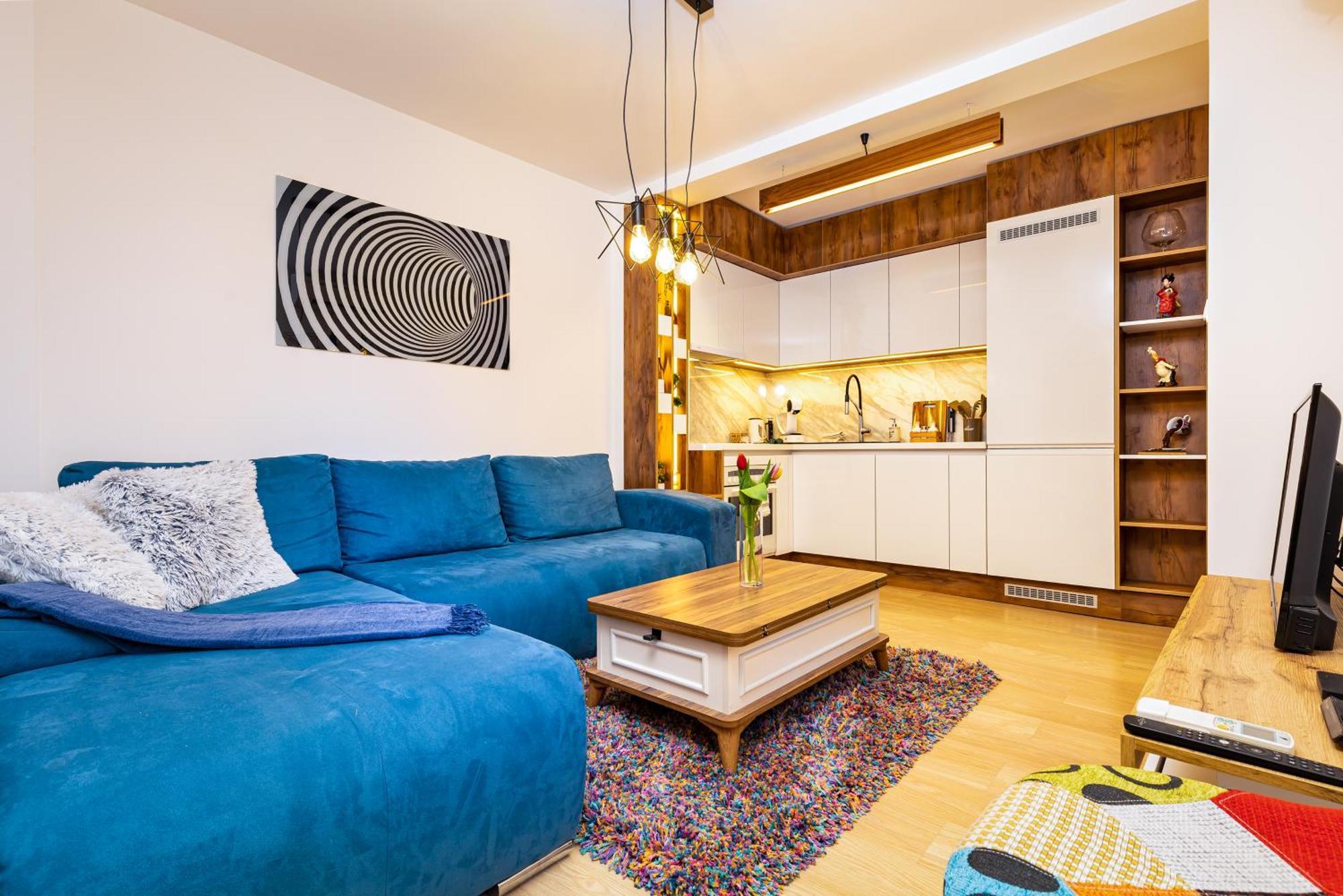 شقة 'Little Little' House In The Town Center & Parking بلوفديف المظهر الخارجي الصورة