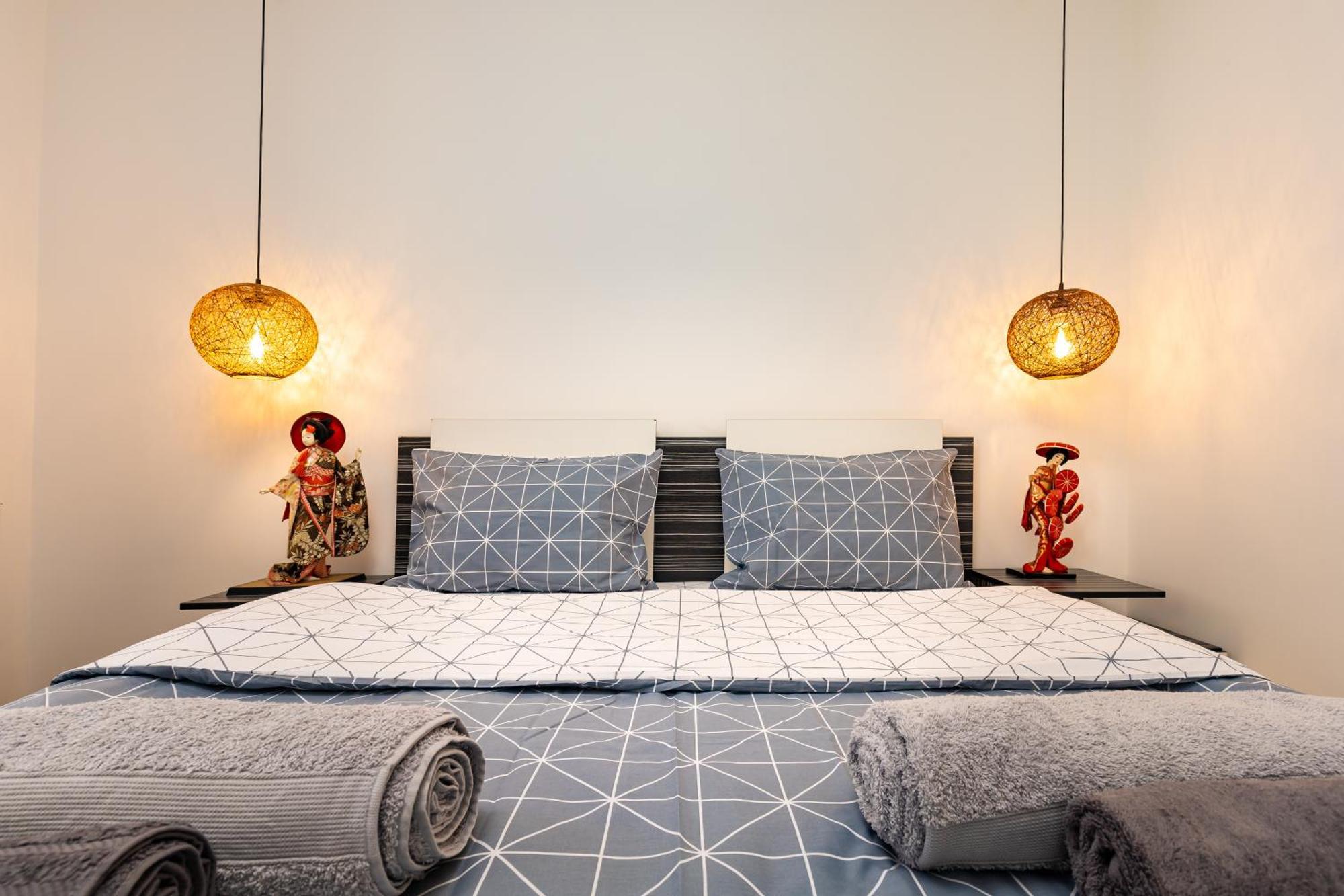 شقة 'Little Little' House In The Town Center & Parking بلوفديف المظهر الخارجي الصورة